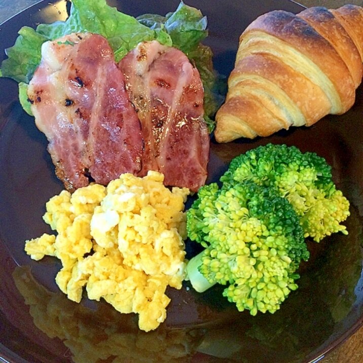 クロワッサンと 朝ごはんのワンプレート レシピ 作り方 By きのこのみみ 楽天レシピ クロワッサンと 朝ごはんのワンプレート レシピ 作り方 By きのこのみみ 楽天レシピ